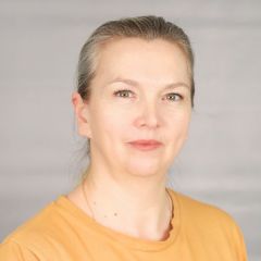 Расторгуева Елена